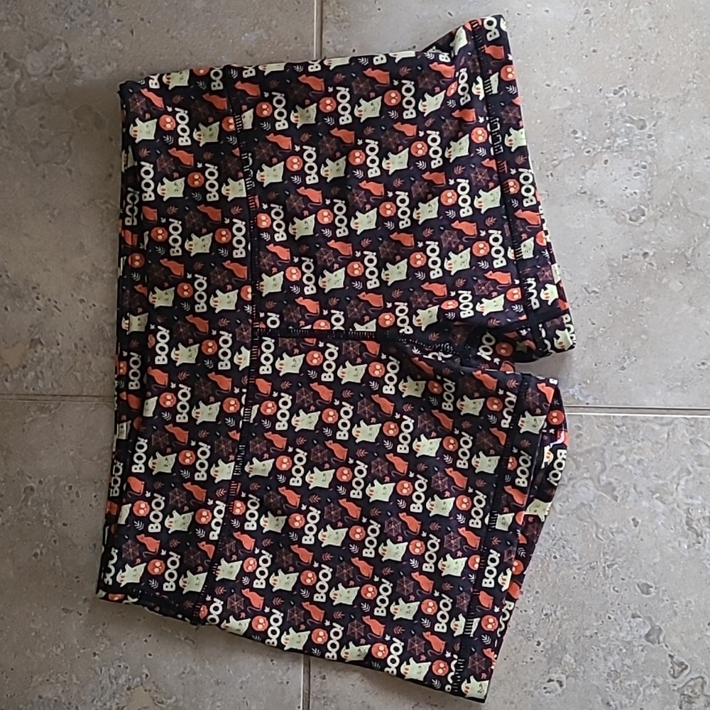 IAB workout shorts. Women's size 8.
